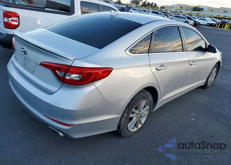 2015 Hyundai Sonata Se z USA, uszkodzony, nr VIN 5NPE24AFXFH038485